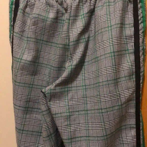 SOLD - Picture 3 of 4